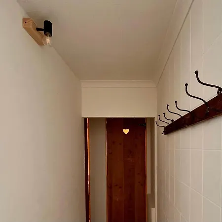 Gezellige Typisch Ardense Woning Met Jacuzzi En Grote Afgesloten Tuin In Prachtige Omgeving Prázdninový dům Houffalize