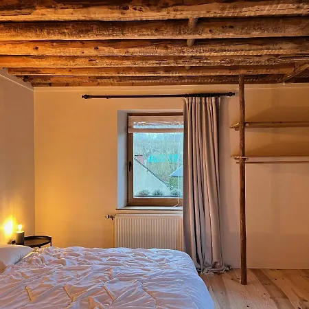 Gezellige Typisch Ardense Woning Met Jacuzzi En Grote Afgesloten Tuin In Prachtige Omgeving Casa vacanze
