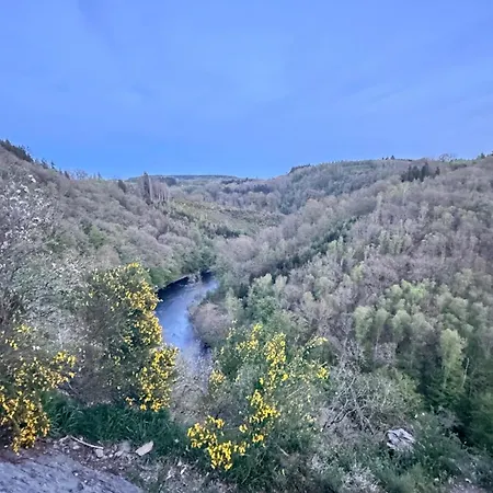 Σπίτι διακοπών Gezellige Typisch Ardense Woning Met Jacuzzi En Grote Afgesloten Tuin In Prachtige Omgeving Houffalize